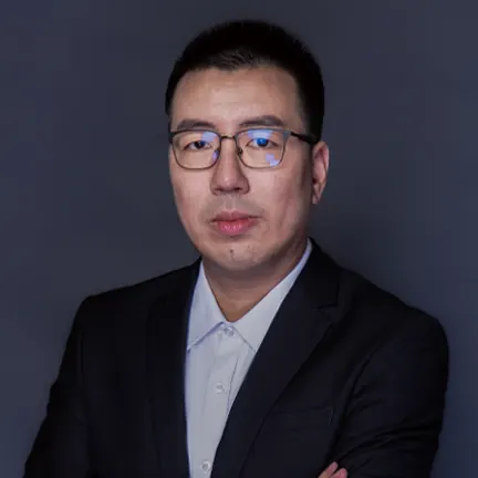 任臻